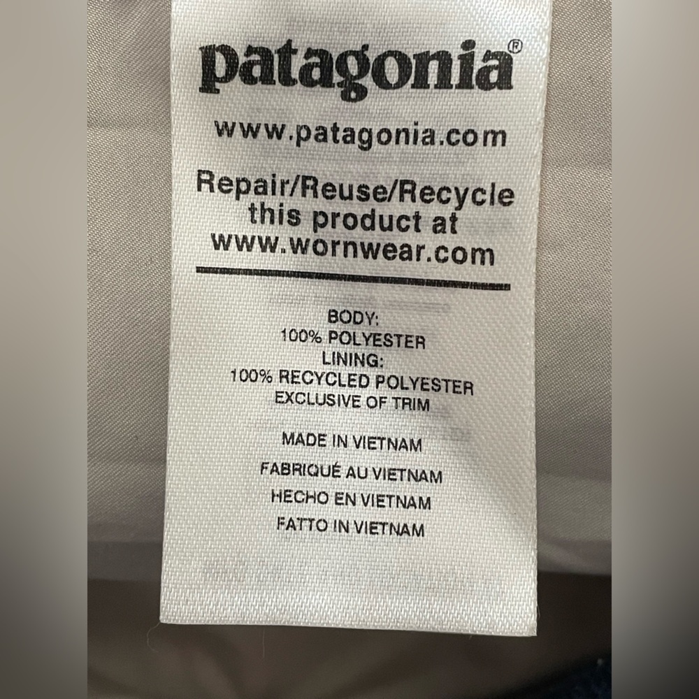 Patagonia - W's Classic Sherpa Retro-X Jkt - Natural w/New Navy Women’s Medium - Picture 9 of 9